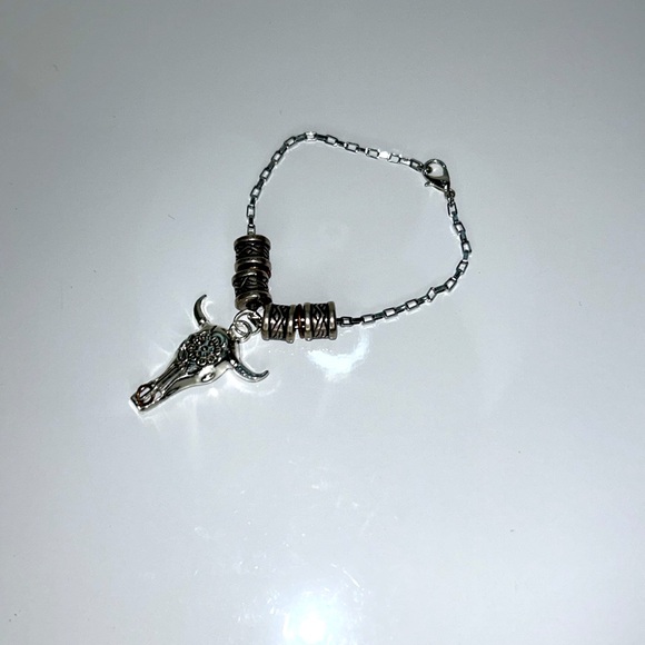 Hand Crafted Cow Skull Western Bead Accent Stainless Steel Bracelet Southwest - Picture 2 of 6